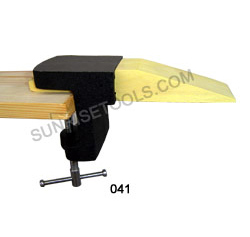 Bench Pin With Combination Anvil
